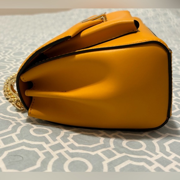 Michael Kors Lola Bag Medium - Picture 4 of 8